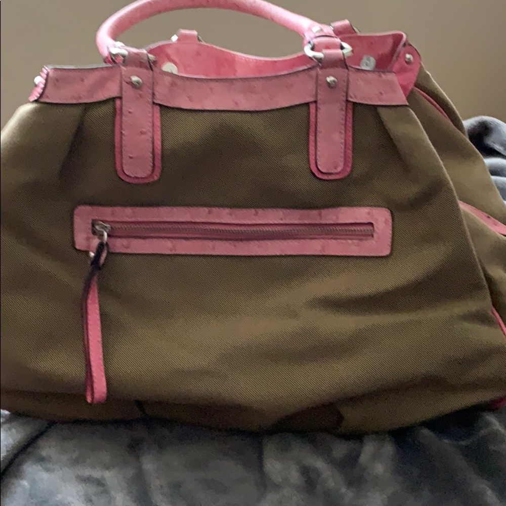 Guess (2) - Picture 2 of 6